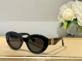 Picture of Loewe Sunglasses _SKUfw51902078fw